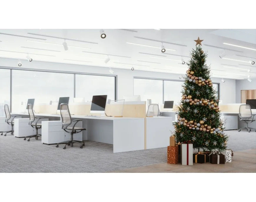 Alberi di Natale per ufficio: guida alla scelta per aziende e spazi lavorativi