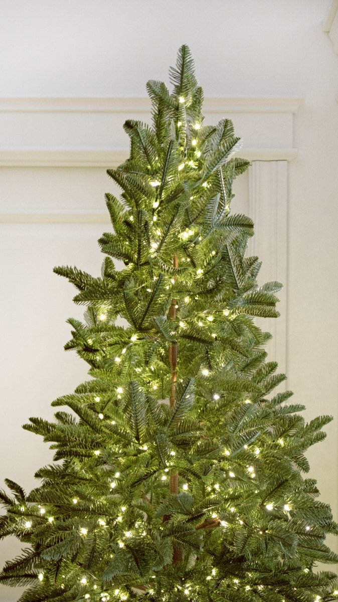 Albero di Natale artificiale Rockefeller Slim by Salvatore Izzo 210CM - 2200LED integrati | Xone - Perrone Shop