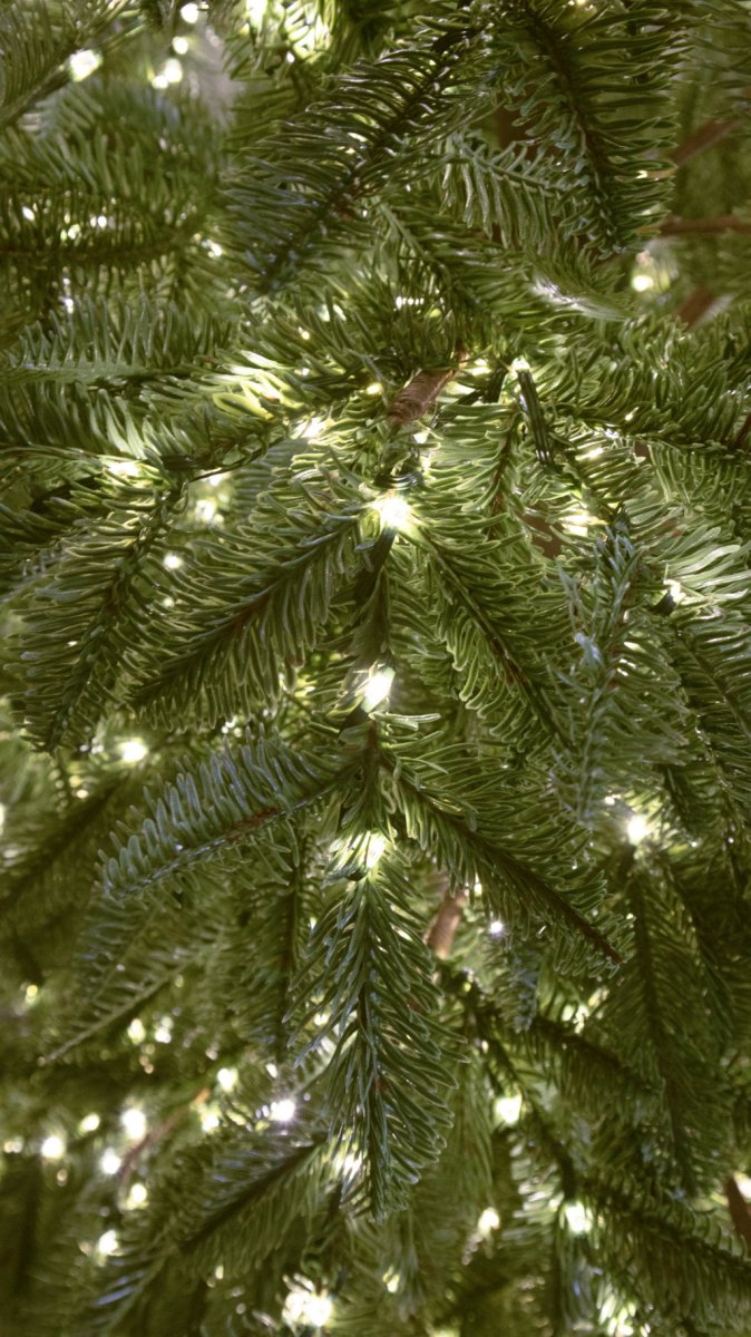Albero di Natale artificiale Rockefeller Slim by Salvatore Izzo 210CM - 2200LED integrati | Xone - Perrone Shop