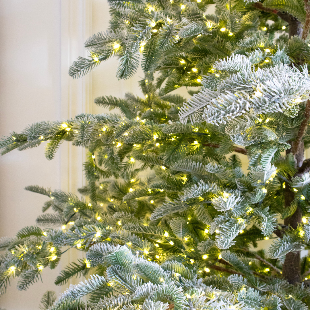 Albero di Natale Rockefeller Led Innevato by Salvatore Izzo