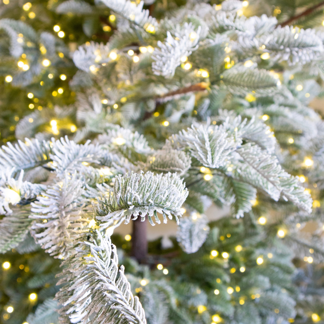 Albero di Natale Rockefeller Led Innevato by Salvatore Izzo