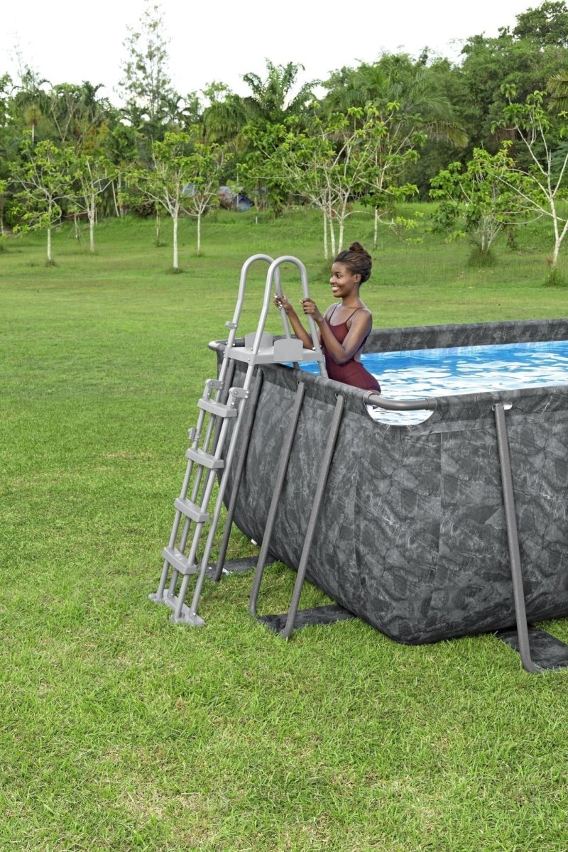 Set piscina fuori terra APX 365 da 549x274x132 cm | Bestway