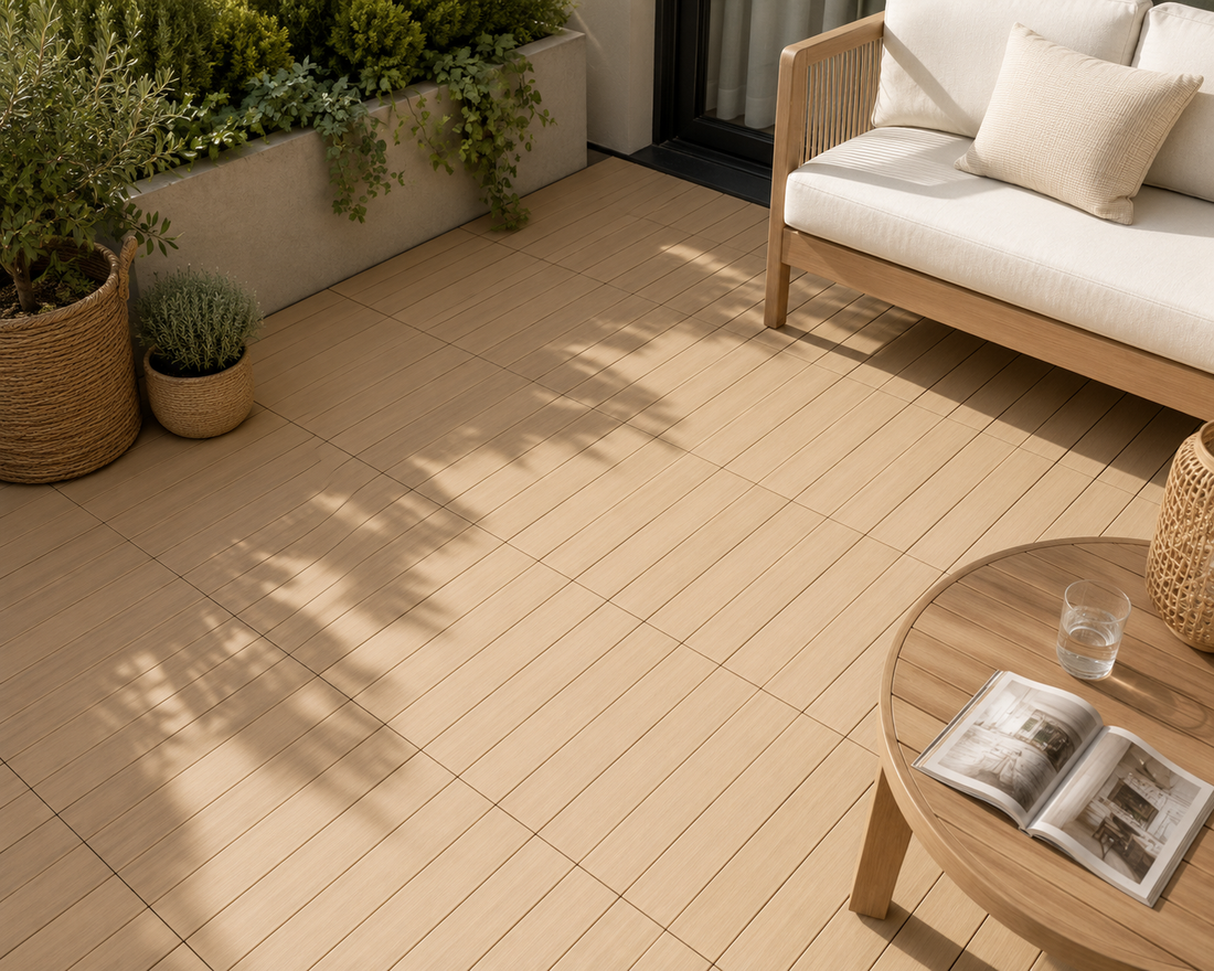 Set Piastrelle WPC a incastro click da esterno effetto legno 50x50cm - 4 pezzi