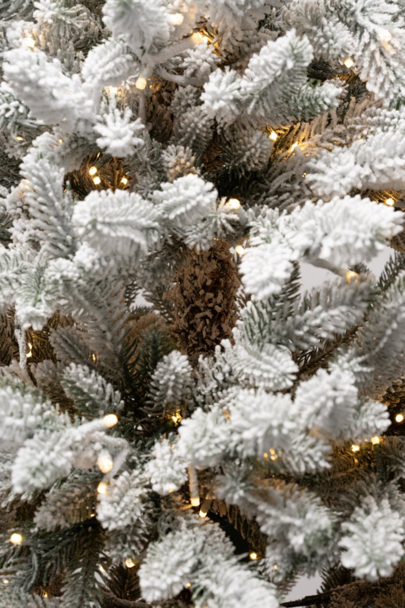 Albero di Natale Innevato Kendric con Led Integrati | Xone - Perrone Shop
