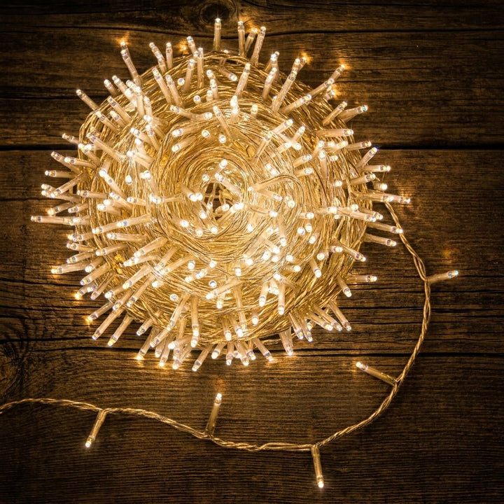 Dettaglio MiniLED da 3 mm a luce bianco caldo Lotti
