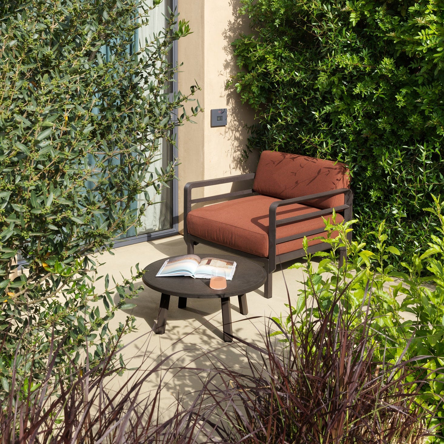 Tavolino Maximo modello Mini colore terra