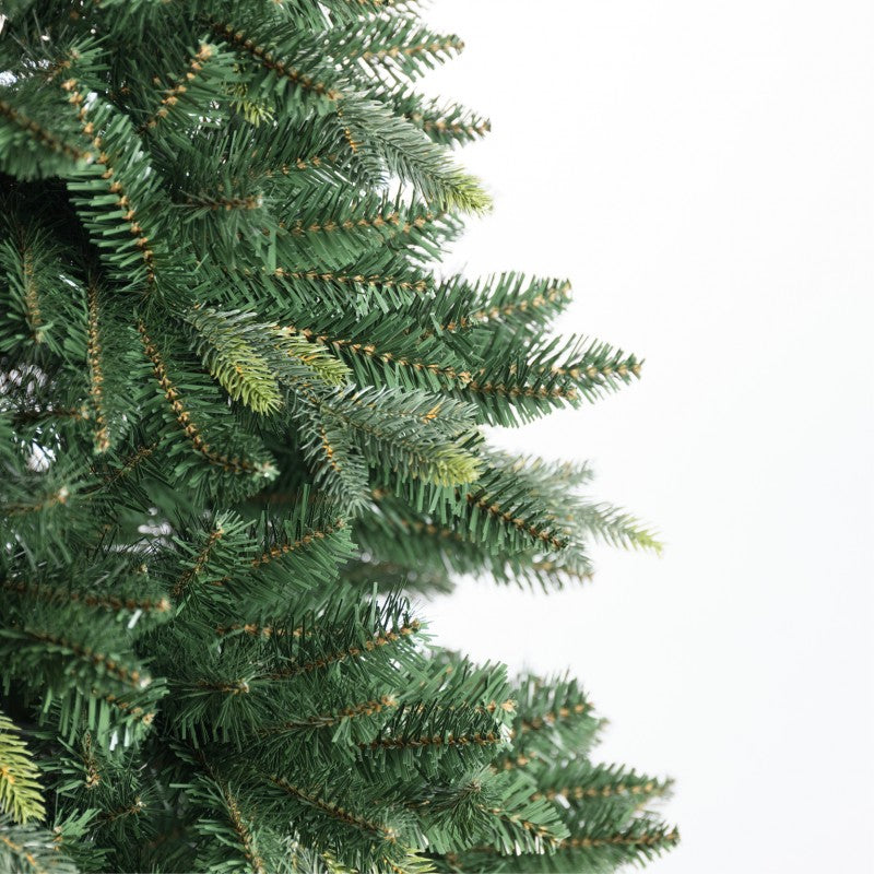 Albero di Natale artificiale Arthur, tradizionale con chioma verde smeraldo | Xone