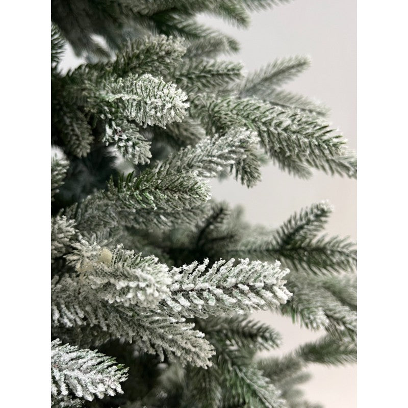 Albero di Natale Kendric Innevato Folto Effetto Realistico | Xone