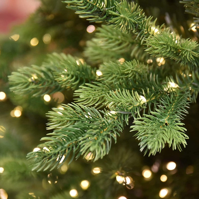 Albero di Natale artificiale Madison con migliaia di luci LED incorporate | Xone