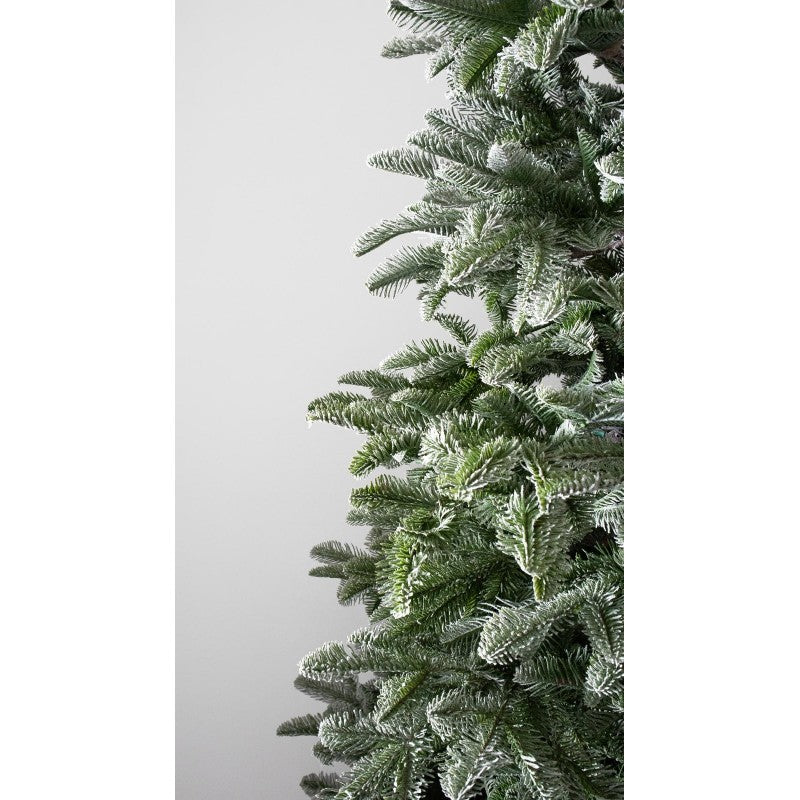 Albero di Natale Slim Innevato Rockefeller by Salvatore Izzo | Xone