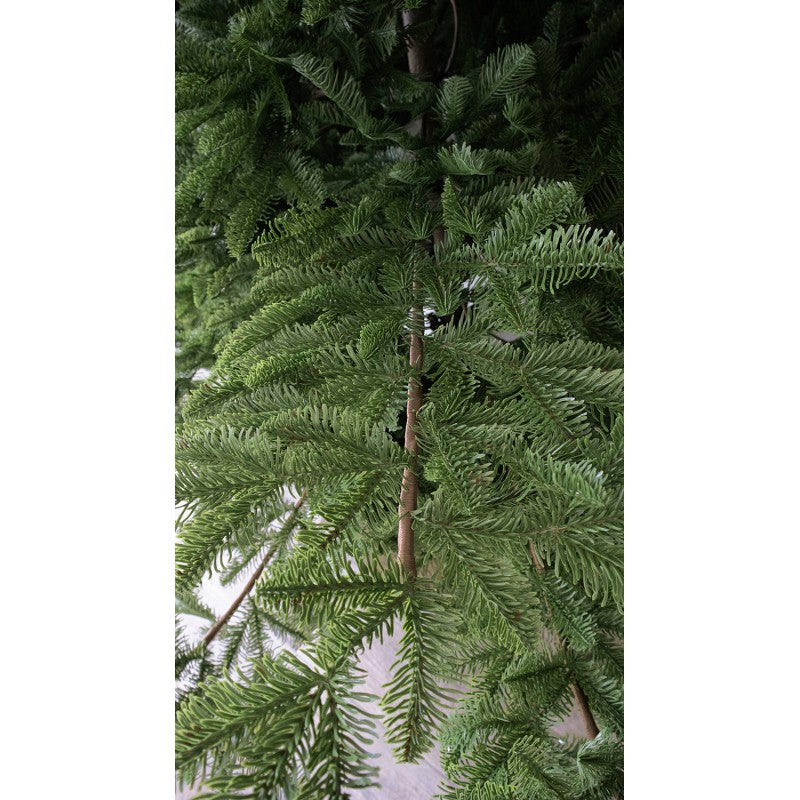 Albero di Natale artificiale Rockefeller by Salvatore Izzo, design ultra realistico | Xone