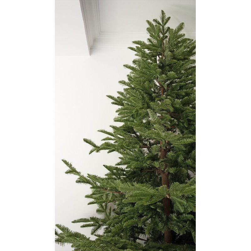 Albero di Natale artificiale Rockefeller by Salvatore Izzo, design ultra realistico | Xone