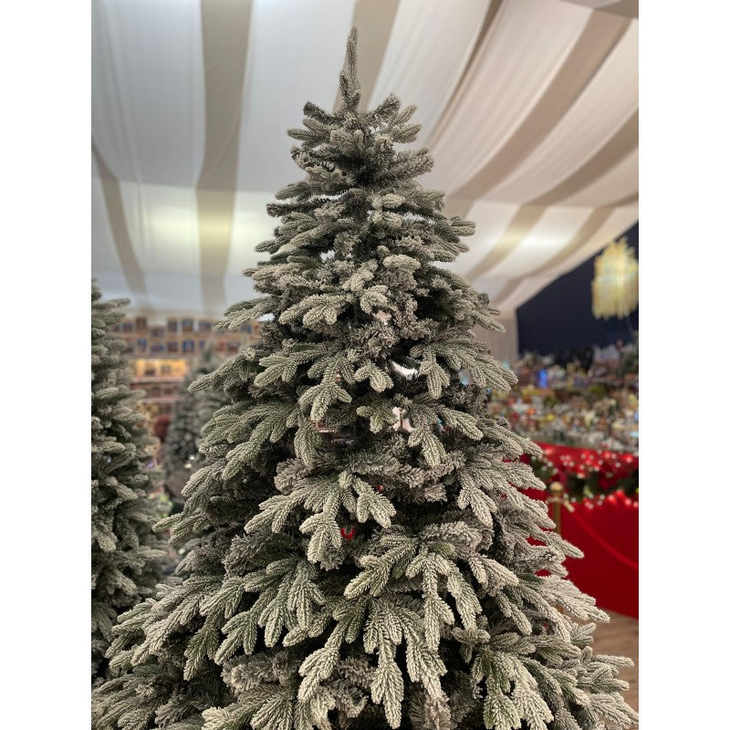 Albero di Natale artificiale Romanov, innevato e realistico in stile nordico | Xone