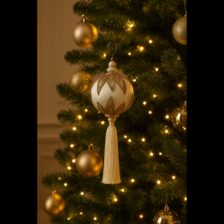 Pallina con Decorazione nappa Ricamo H36 D12 Bianco/oro |  EDG