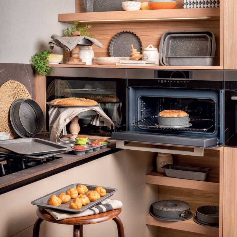 Tortiera a cerniera al carbonio 18 cm x H 7 cm | Tognana