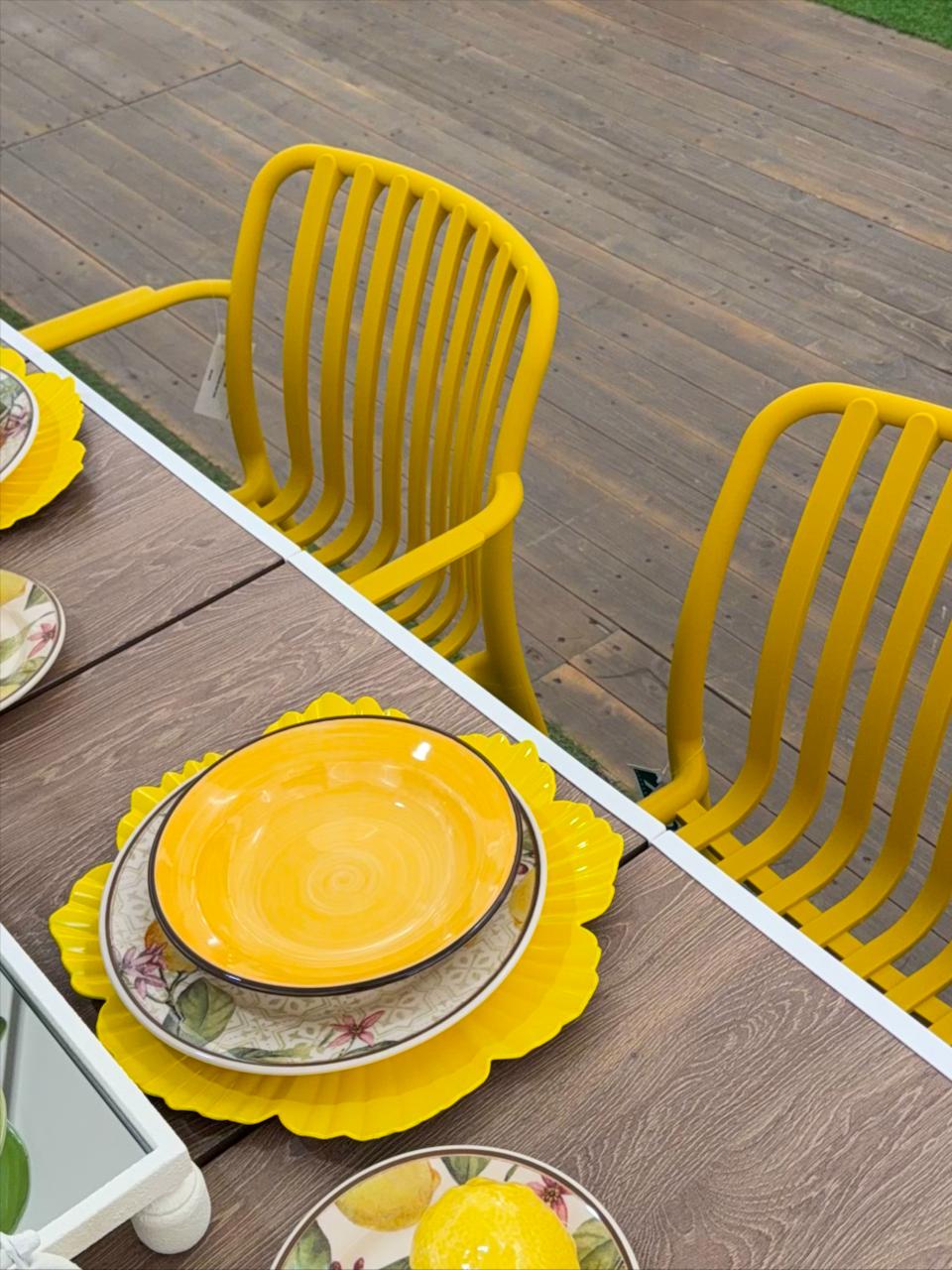 Sedia da giardino con braccioli in polipropilene colorata Ines Xone