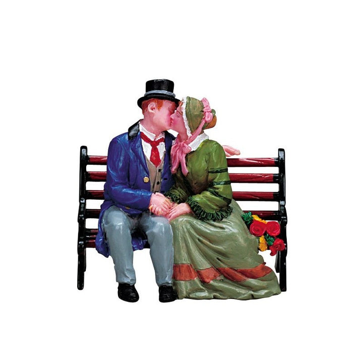Fidanzati Che Si Baciano Sulla Panchina - Lemax